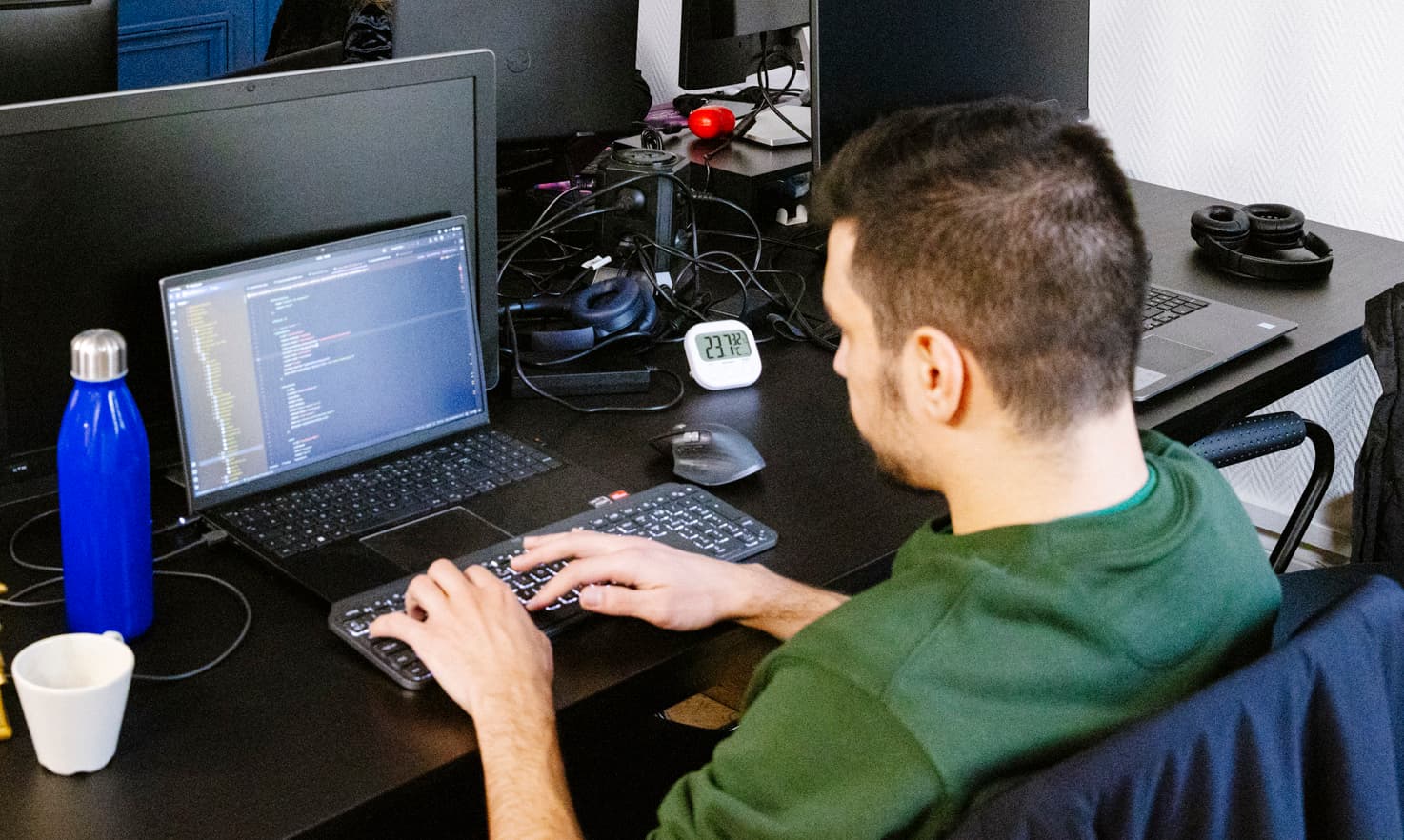 Équipe en réunion collaborative